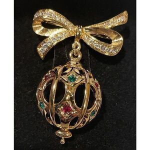 Swarovski Christmas Ornament With Bow Brooch - Excellent Condition